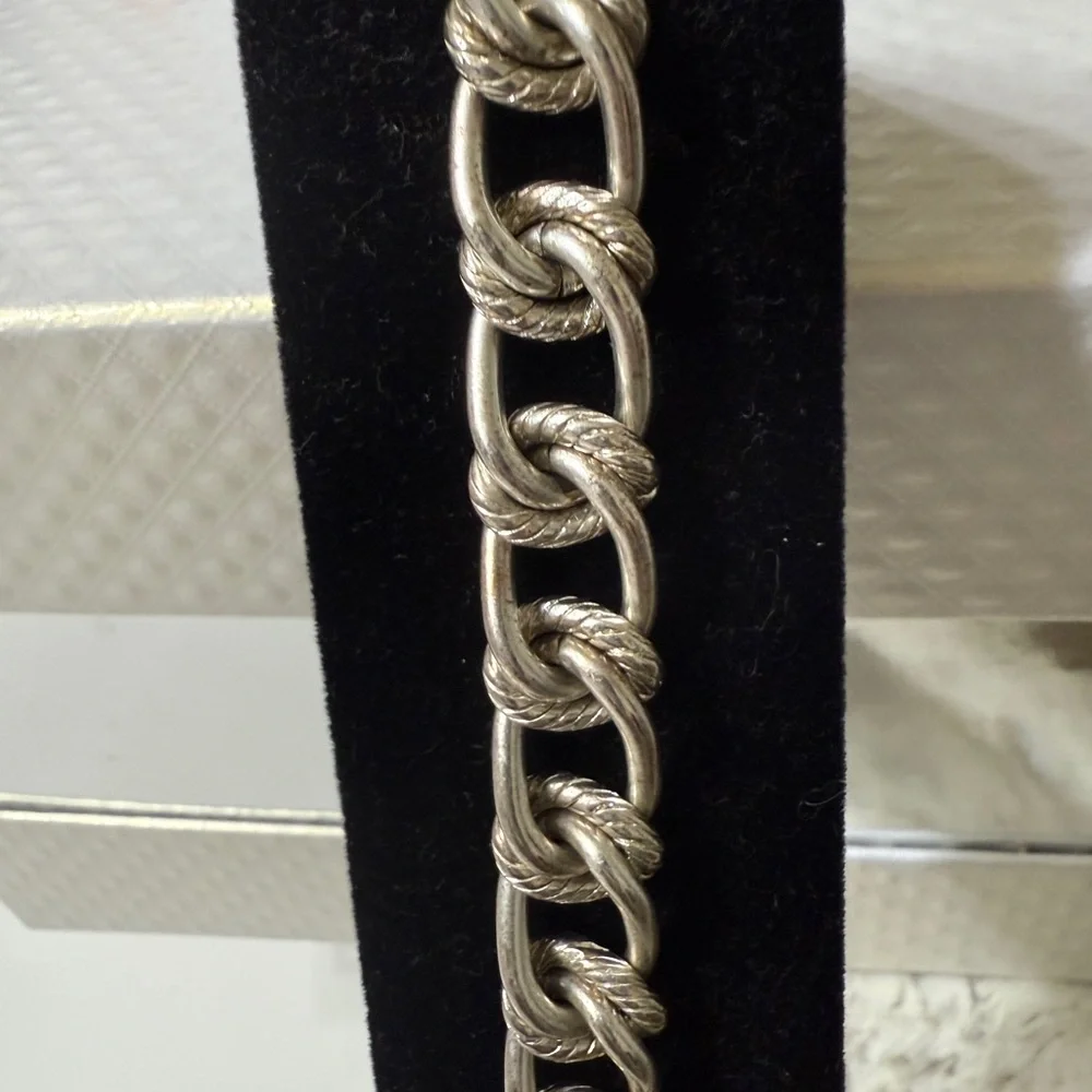 Monet Silver Curb Link Jewelry/ needs a polish - Picture 3 of 5